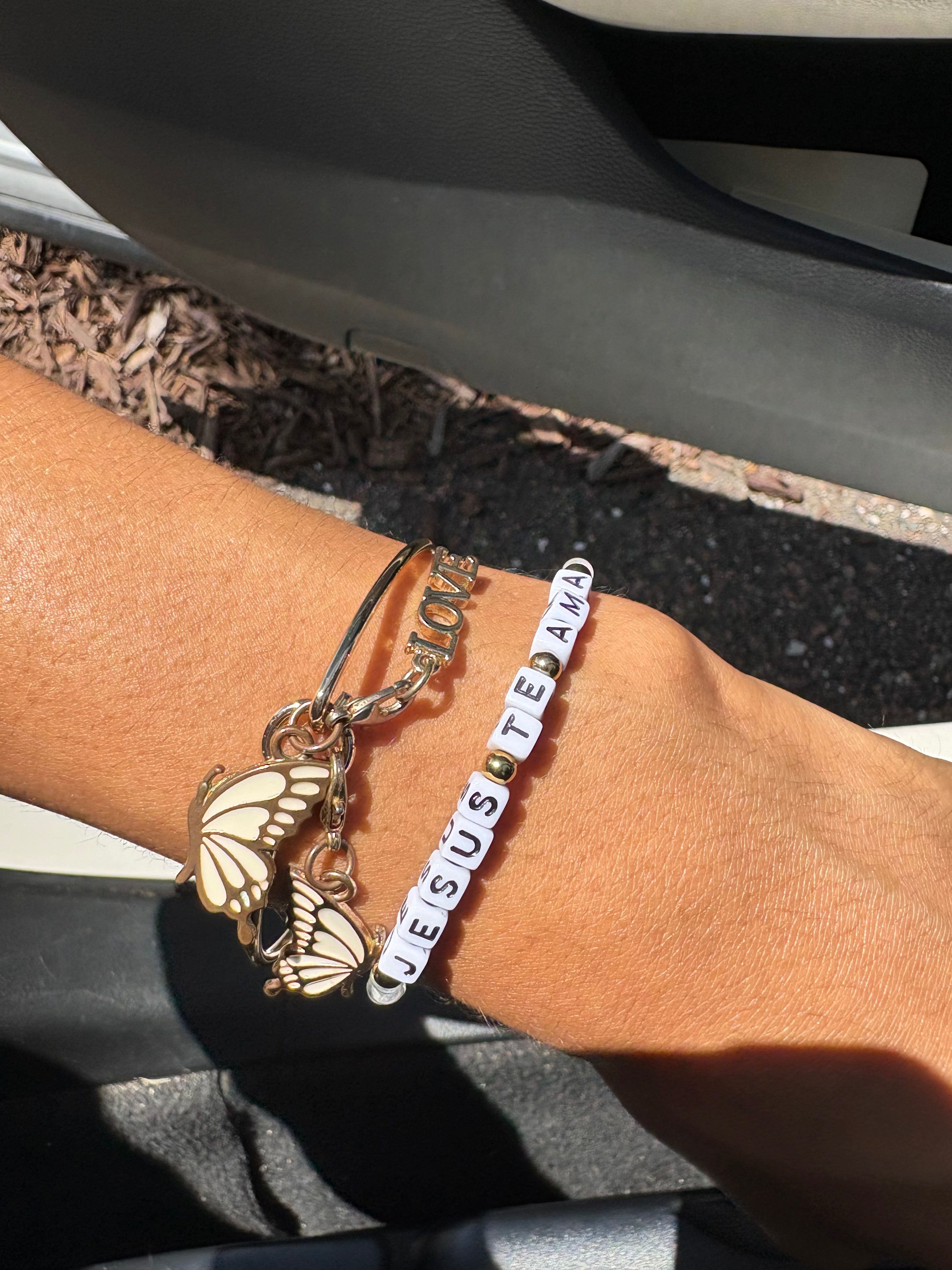 "Jesus Te Ama" Bracelet